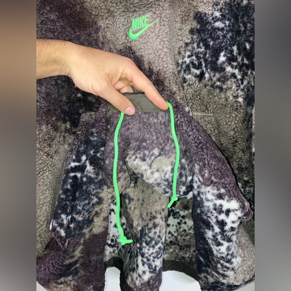 NWT Nike Sherpa 1/4 Zip Hoodie - Picture 6 of 8